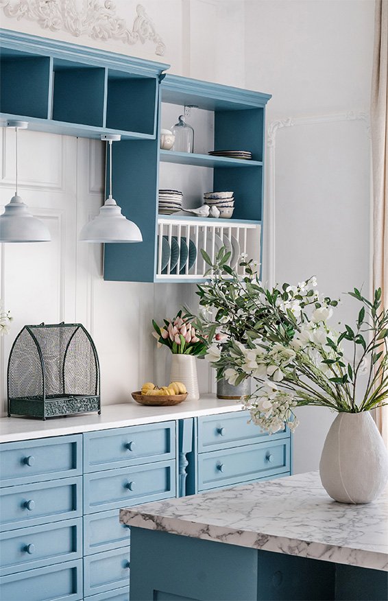 Cabinets & cupboards